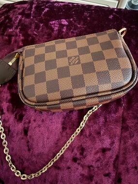 Brown Damier Ebene Mini Chain Pouch